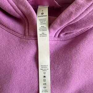 Lululemon magenta hoodie (small)